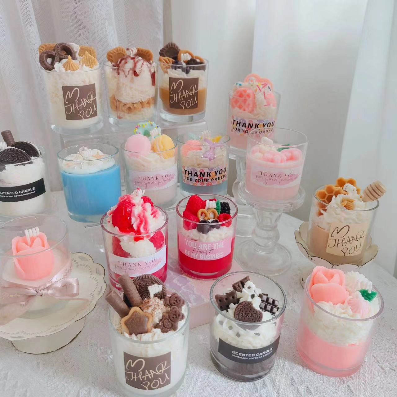 Home Fragrance Best - เทียนหอมกลิ่นสตรอว์เบอร์รี่ ทำจากขี้ผึ้งถั่วเหลือง งานแฮนด์เมด กลิ่นหอมสำหรับบ้าน ราคาสุดคุ้ม คุณภาพเยี่ยม