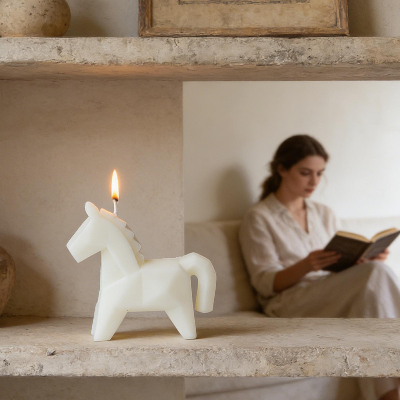 เทียนหอมรูปม้า ตกแต่งบ้านสไตล์ - Beeswax Taper Candle บทวิจารณ์และราคา