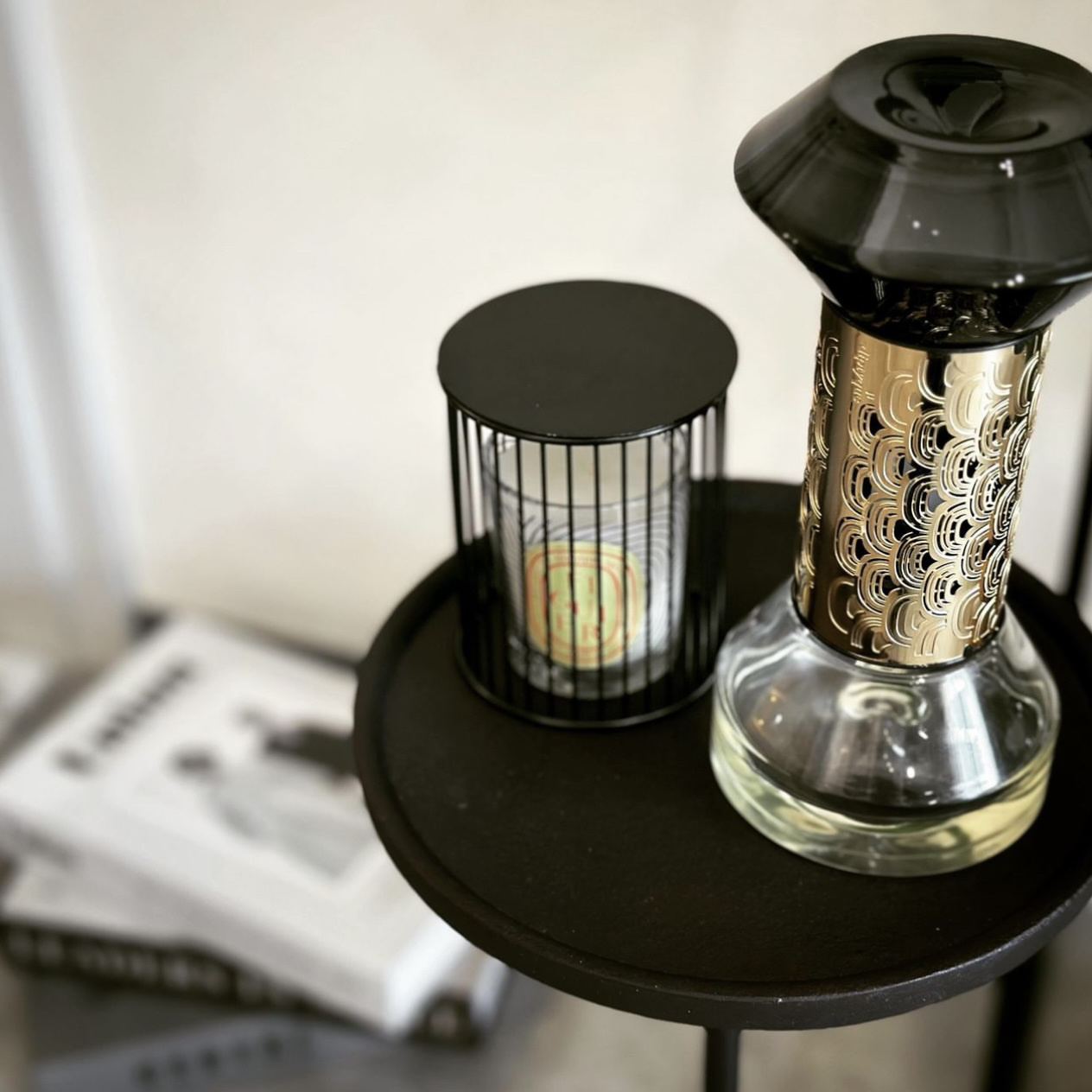 น้ำหอมปรับอากาศ Diptyque Hourg - Home Fragrance Luxury บทวิจารณ์และราคา