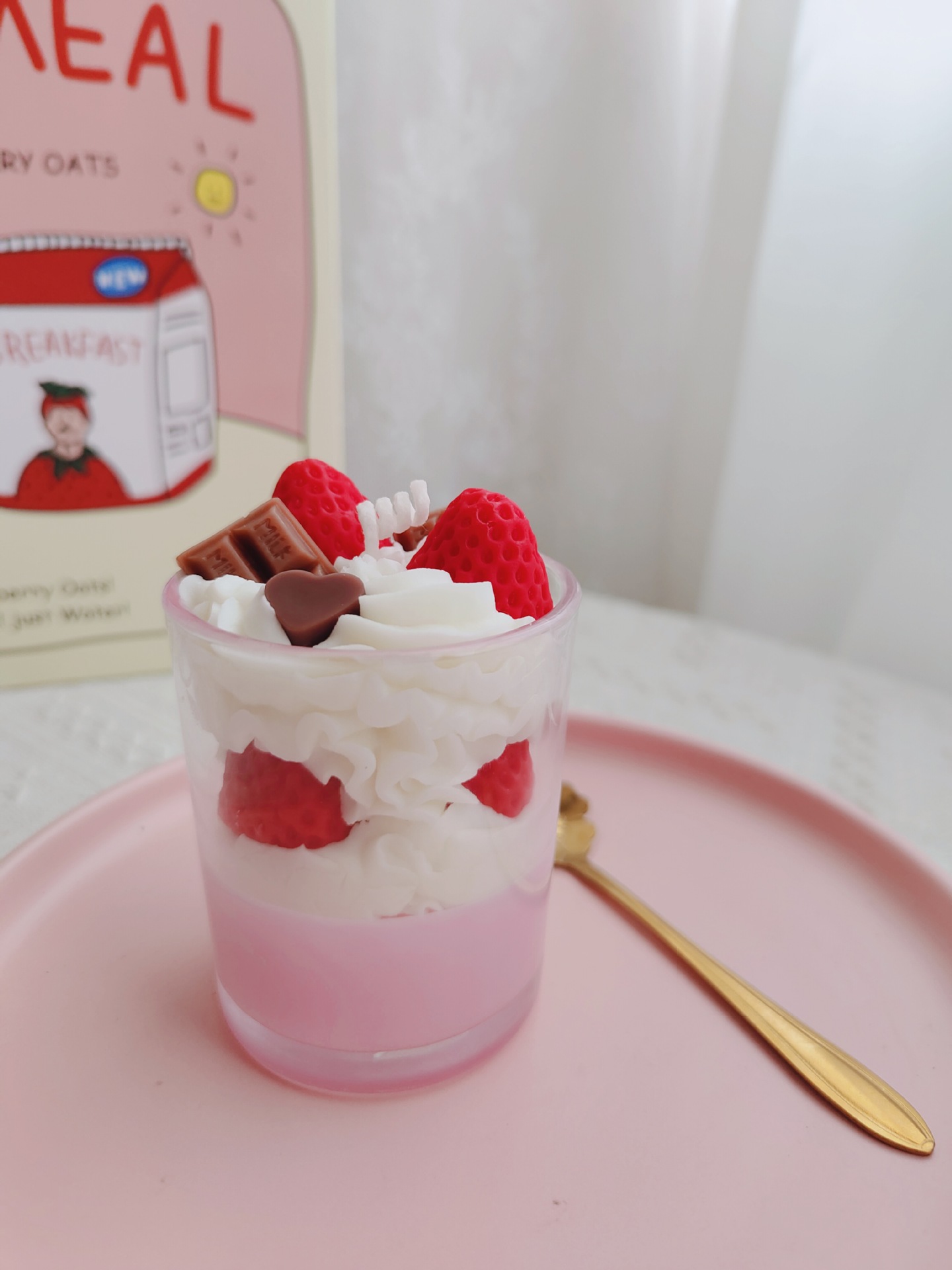 เทียนหอมกลิ่นสตรอว์เบอร์รี่ ทำ - Home Fragrance Best บทวิจารณ์และราคา